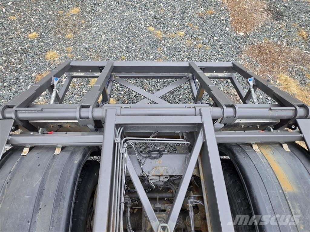 Terberg FM-2000-T Kaivinkoneritilä 8X8 Грузовики для лесозаготовок