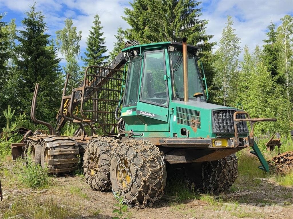 Timberjack 810B Forwarders