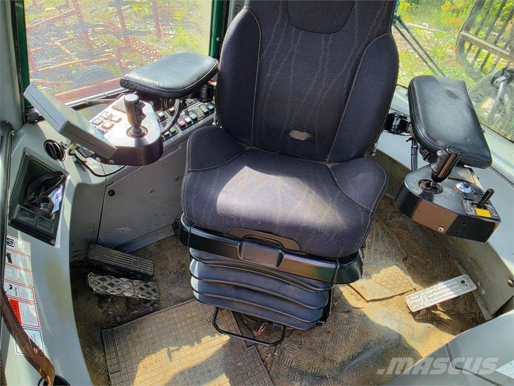 Timberjack 810B Forwarders