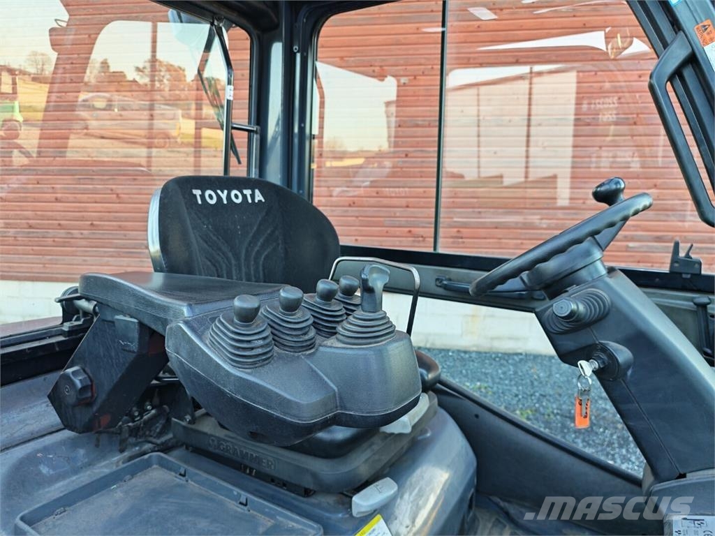 Toyota 02-8FDJF35 konttikone Dieseltrukit