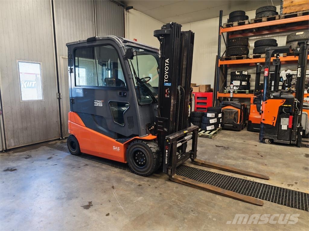 Toyota 8FBMT35 (tunnit vain 787 h) Elektritõstukid