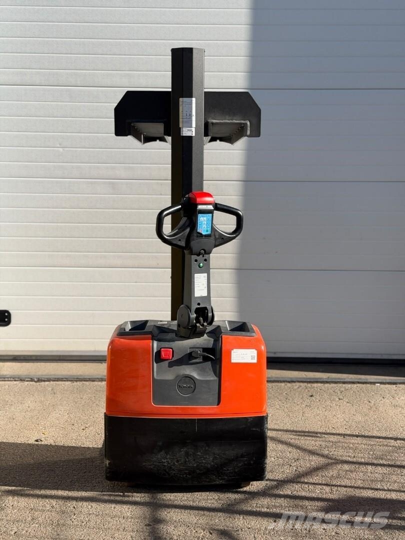 Toyota HWE100 Heftrucks overige