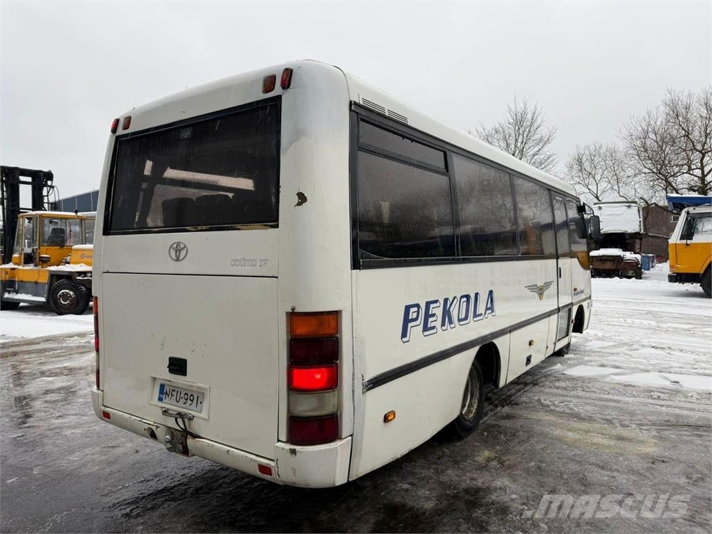 Toyota Salvador Caetano Bussi 24 paikkaa Autobuses tipo pullman