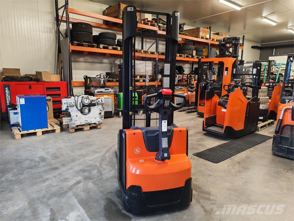 Toyota SWE120L Muut haarukkatrukit