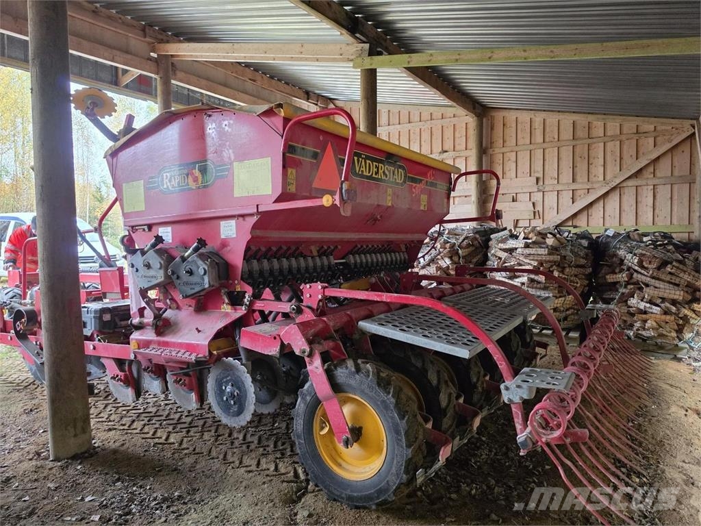 Väderstad 300C Kylvökone معدات بذر