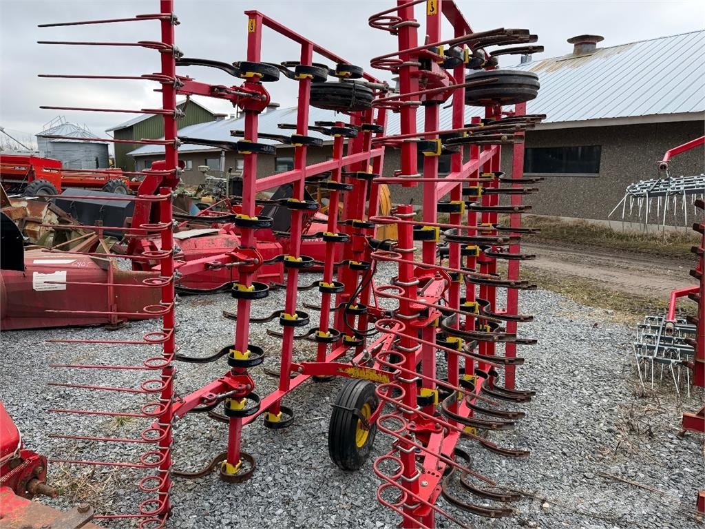 Väderstad 4,7 m Hydraulietulata nyt sopivasti hyvä äes Landbruk - Annet