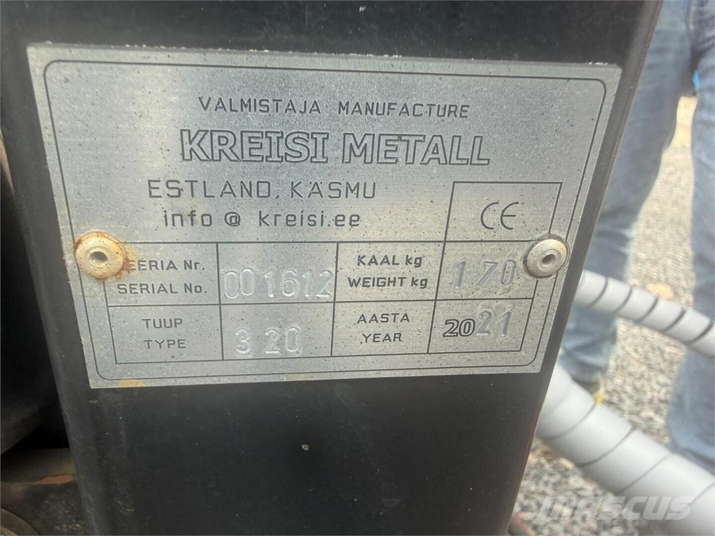 Vahva-jussi 320 Mönkijän metsäperävaunu koneikolla Bosbouw - Overige