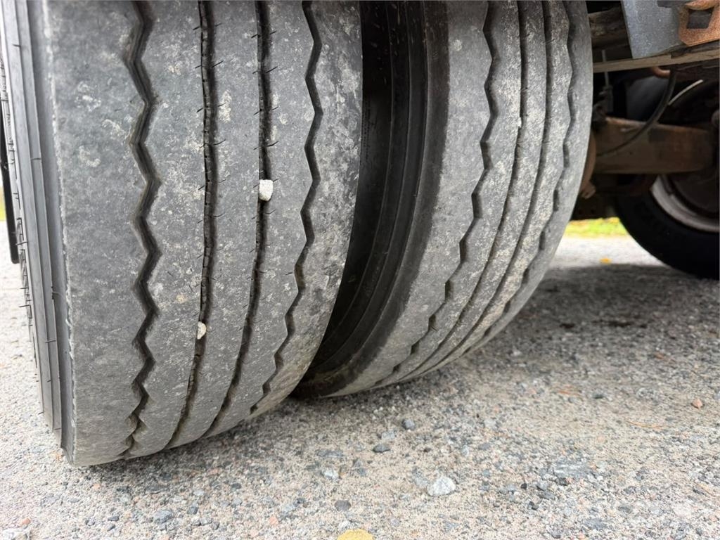 VAK Paripyörä ja hydrauliikka Dollyanhänger