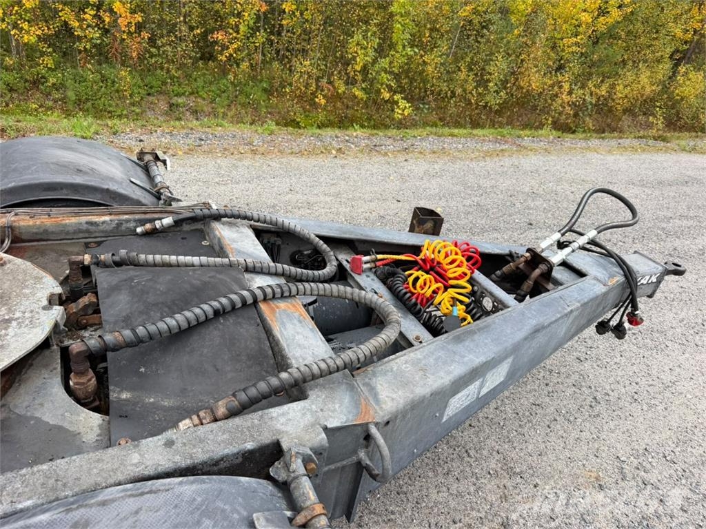 VAK Paripyörä ja hydrauliikka Dollyanhänger
