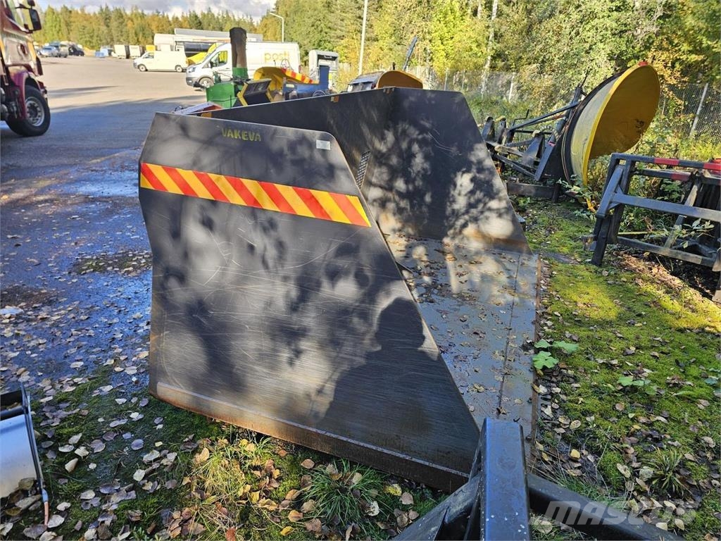 Väkevä Raspikauha 버켓