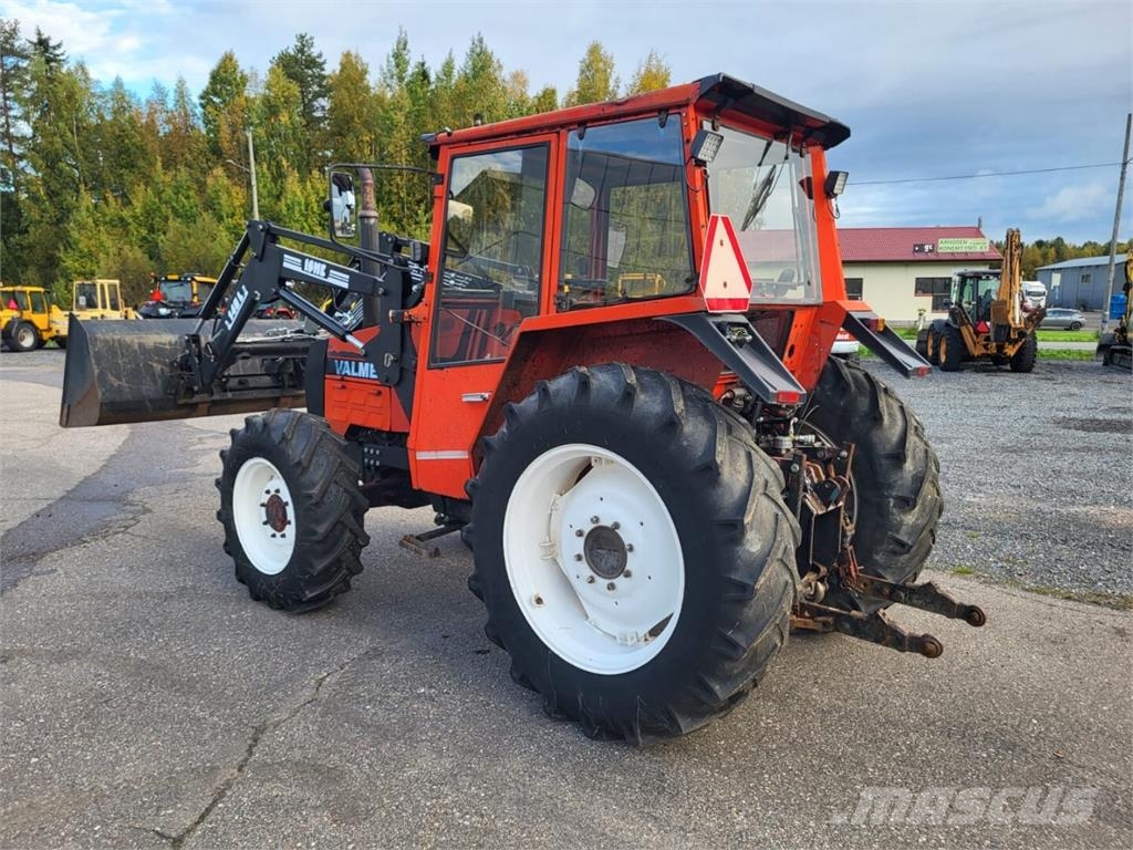 Valmet 605 Traktorok