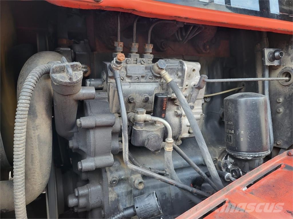 Valmet 605 Traktorok