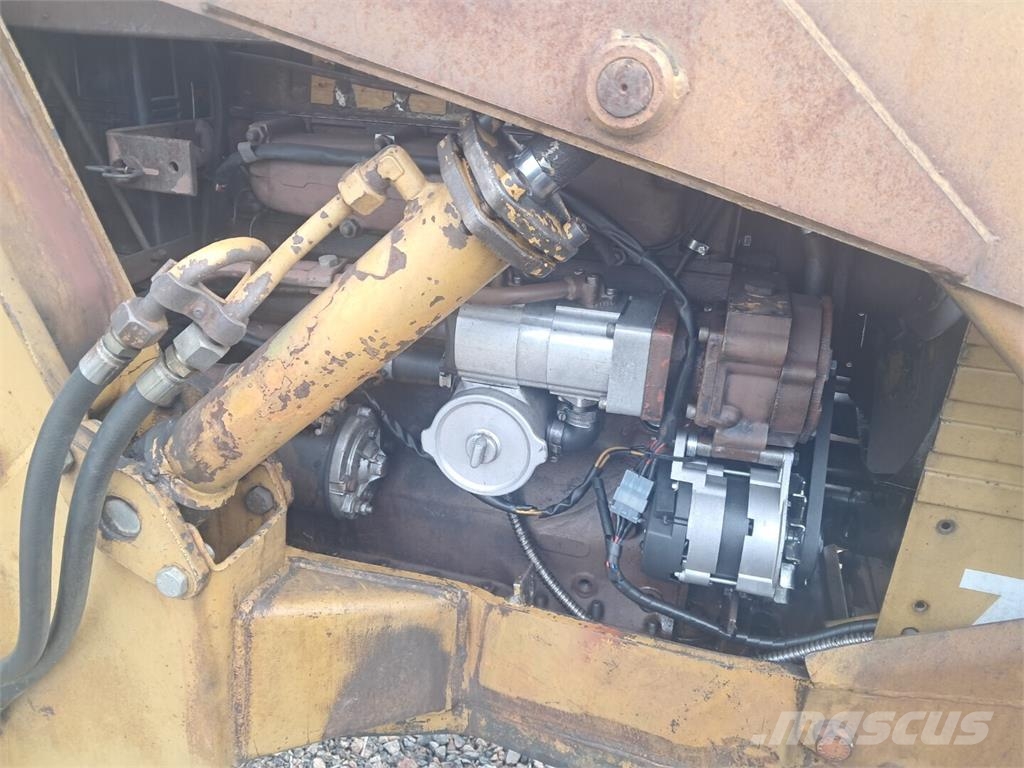 Valmet 702 s 4veto Трактори