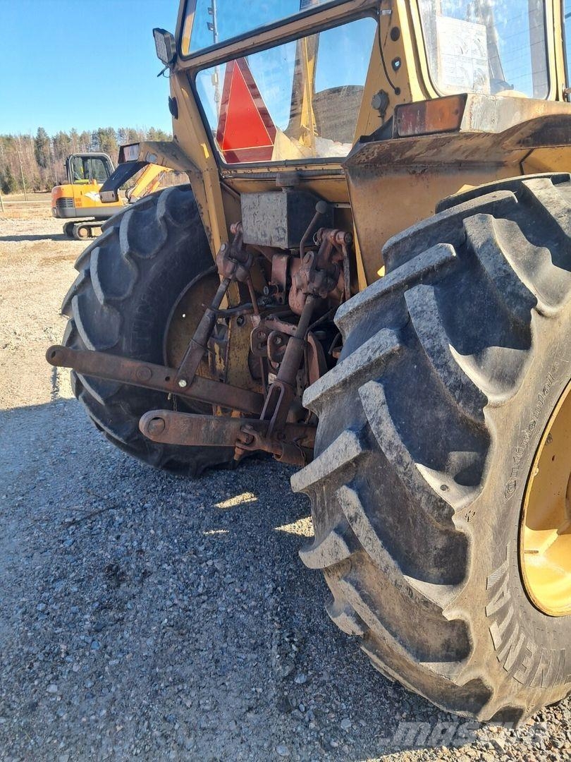 Valmet 702s الجرارات