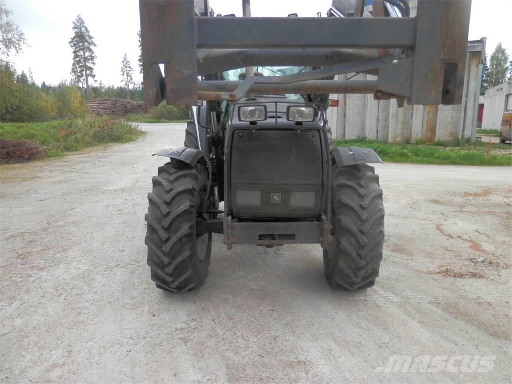Valmet 8000 拖拉机/农用车