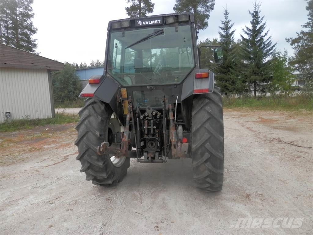 Valmet 8000 拖拉机/农用车