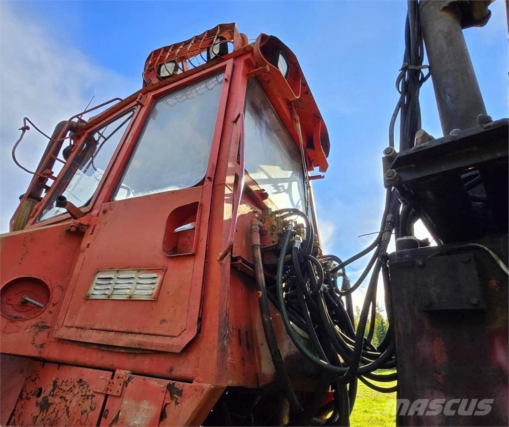 Valmet 886K Forvarderi