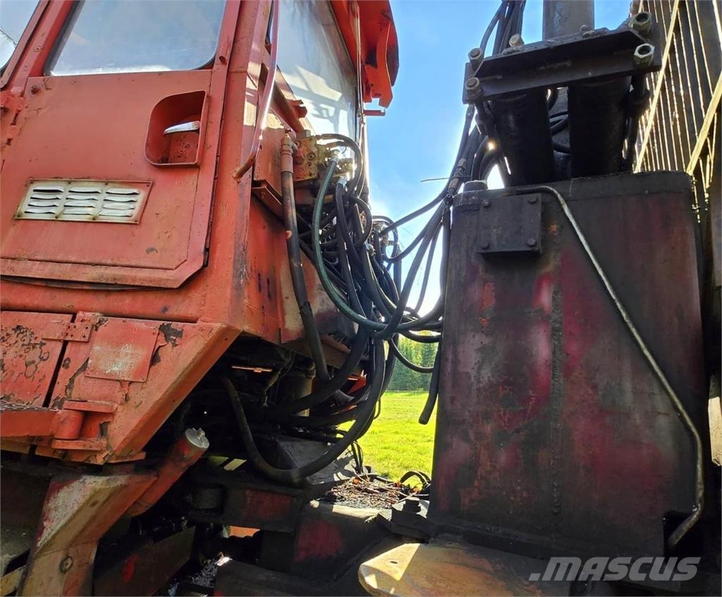 Valmet 886K Forvarderi
