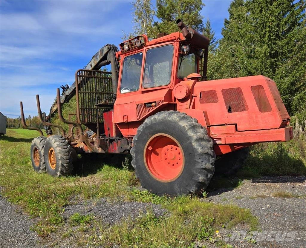Valmet 886K Forvarderi