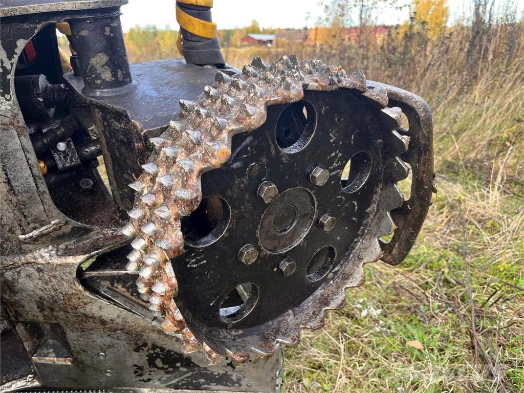 Valmet 901.3 Harversteri