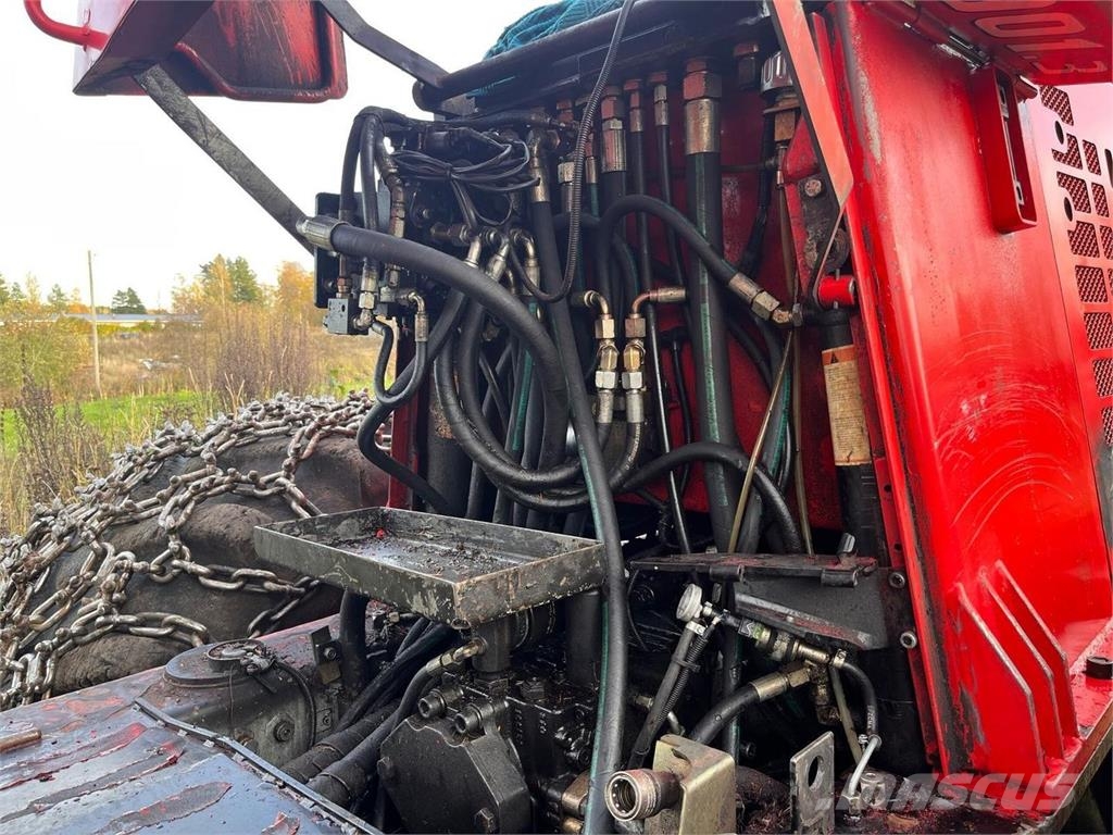 Valmet 901.3 Harversteri