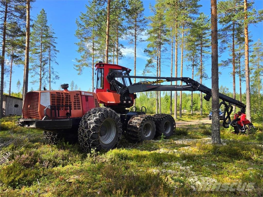 Valmet 911.4, Koura 350, Webasto Θεριζοαλωνιστικές μηχανές