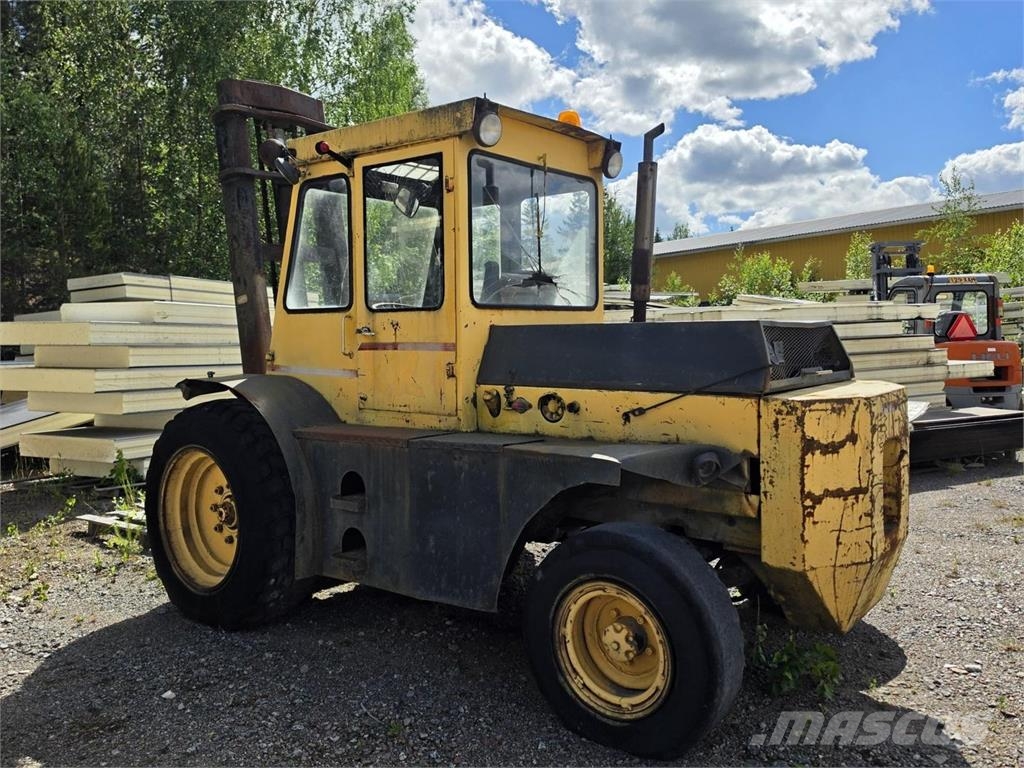 Valmet Trukki Diesel forklifts