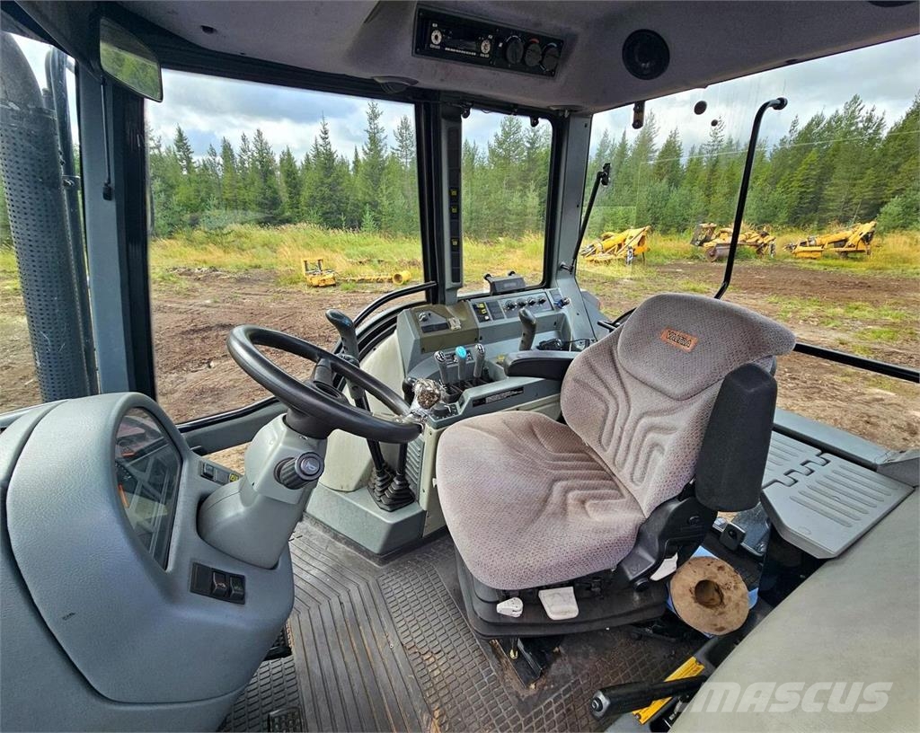Valtra 6400 Traktorid