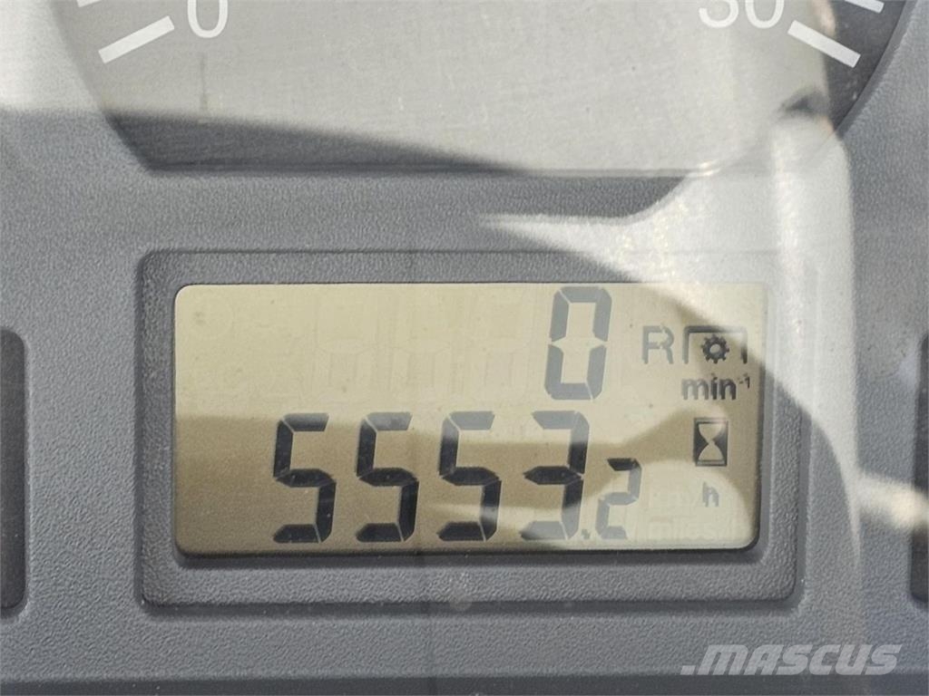 Valtra 6400 Traktorid