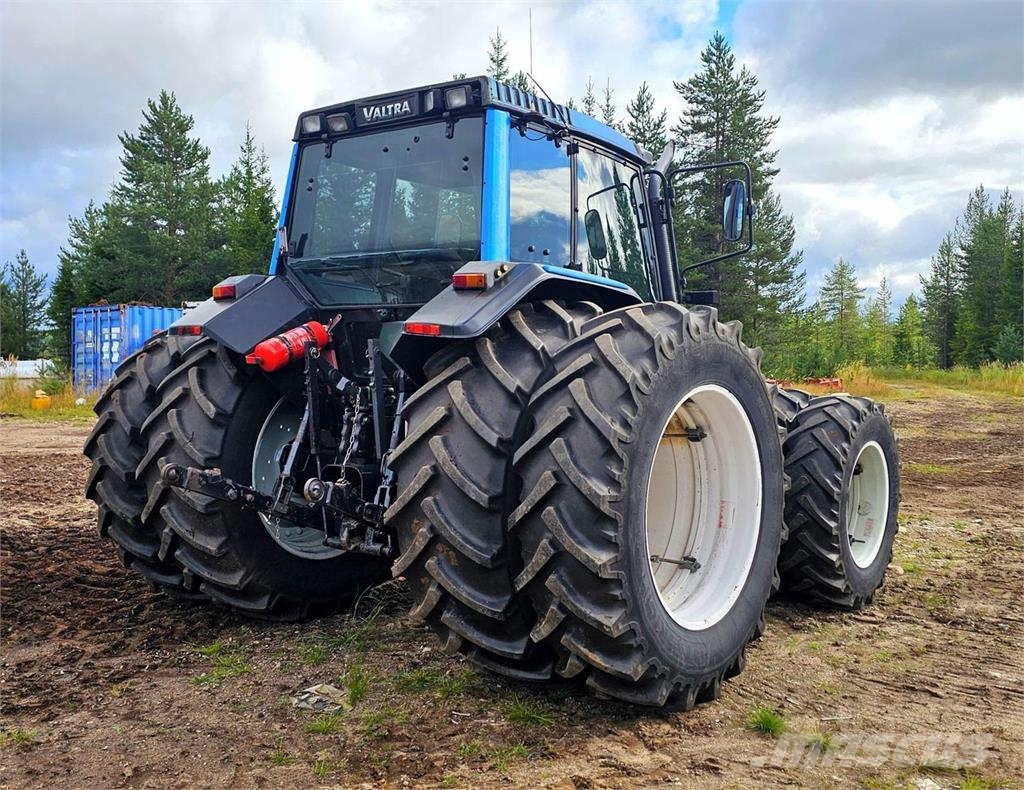 Valtra 6400 Traktorid