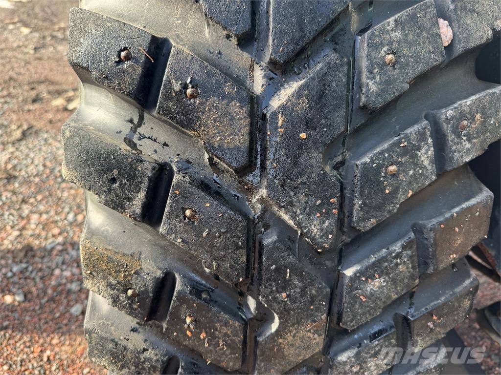 Valtra A93 Unlimited 拖拉机/农用车