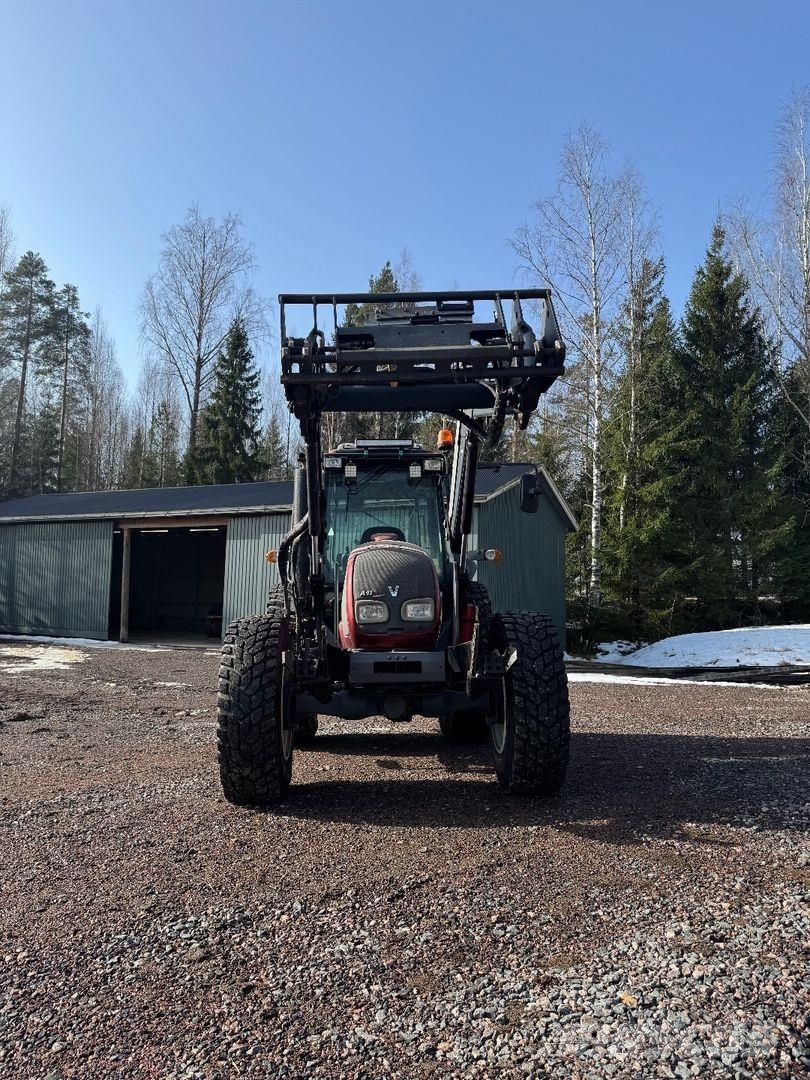 Valtra A93 Unlimited 拖拉机/农用车