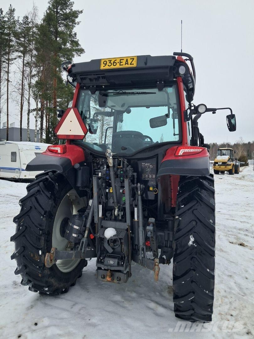 Valtra A94 Traktorit
