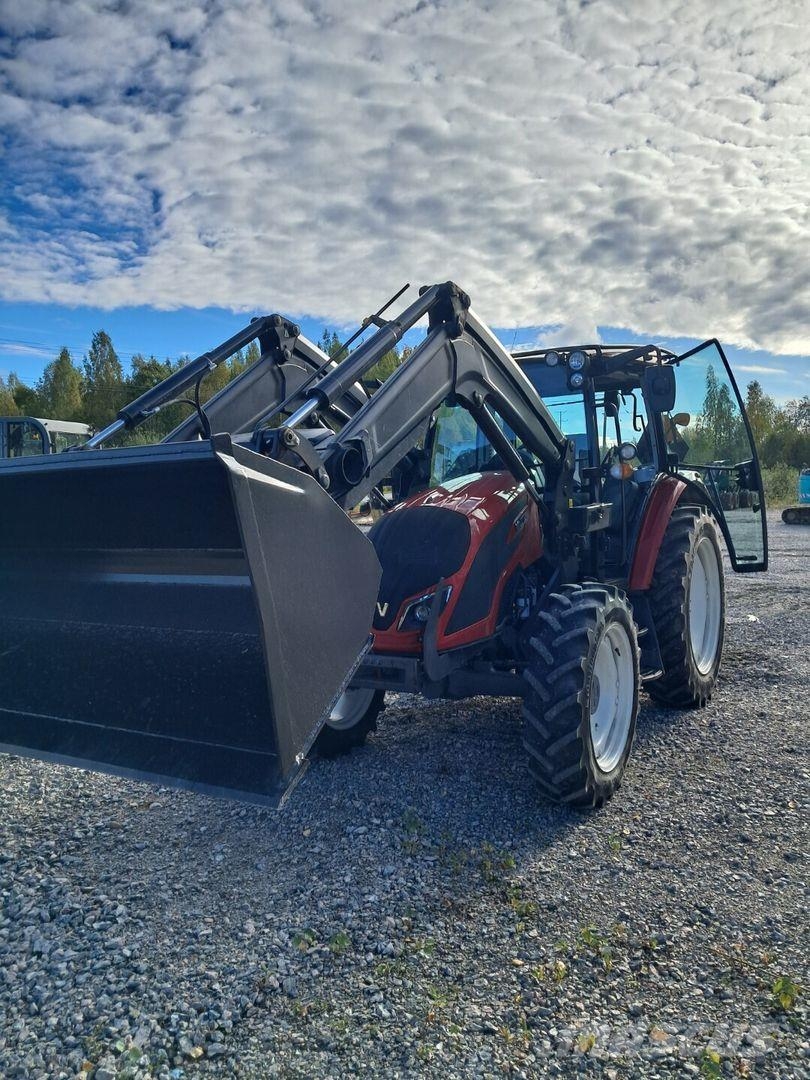 Valtra A94 hitec Tractoren