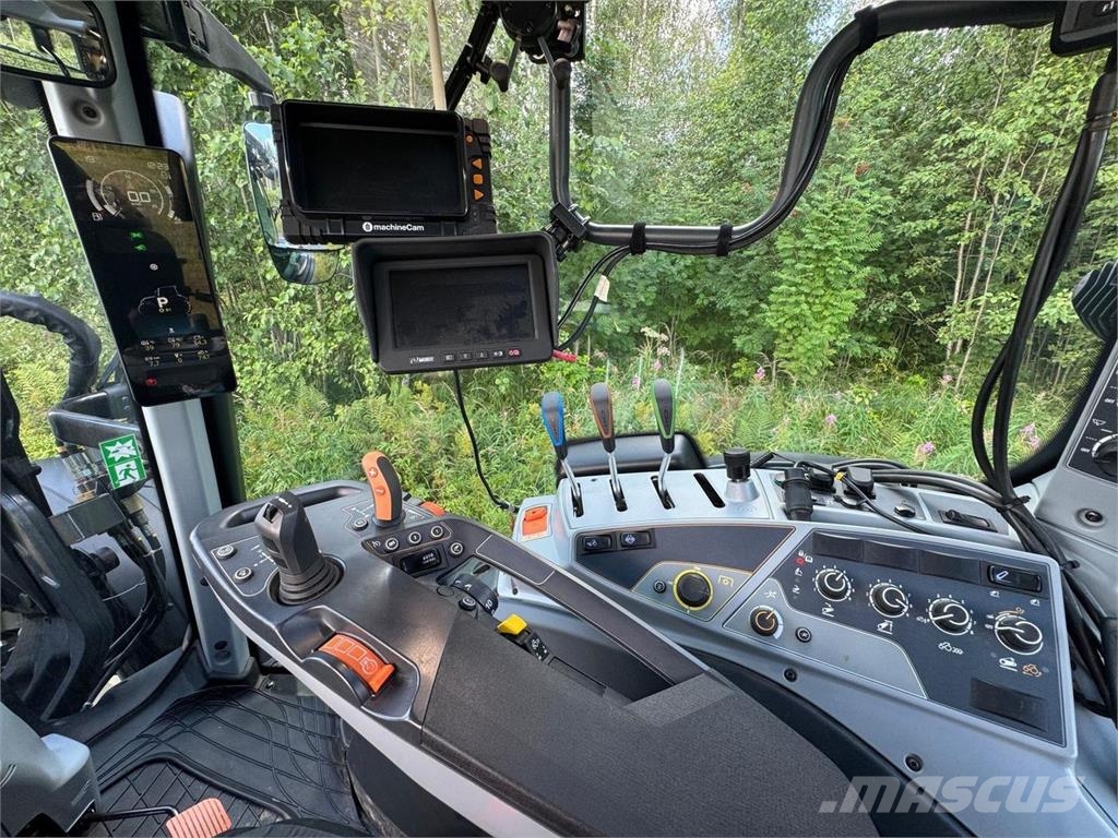 Valtra N135 Active الجرارات