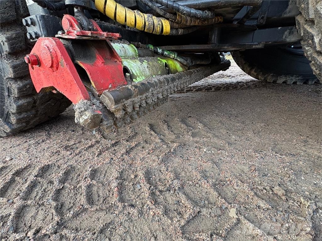 Valtra N141 LS Alaterällä. Etuaura ja takalana saatavilla Трактори