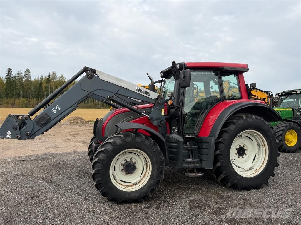 Valtra N142 Traktorid