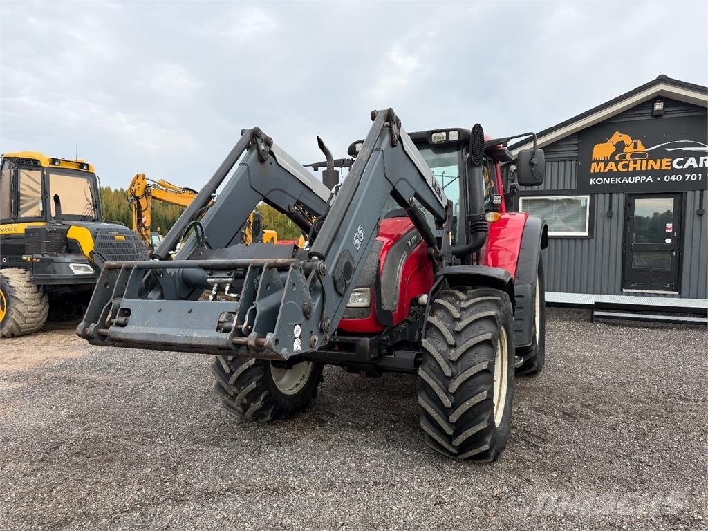 Valtra N142 Traktorid