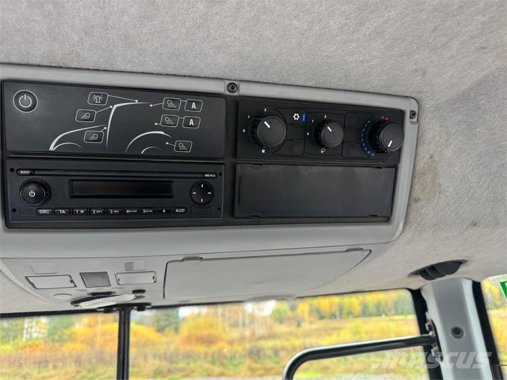 Valtra N174 Trattori