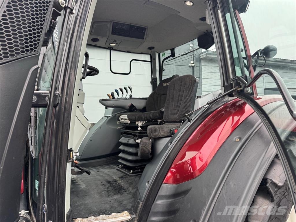 Valtra N174 Trattori