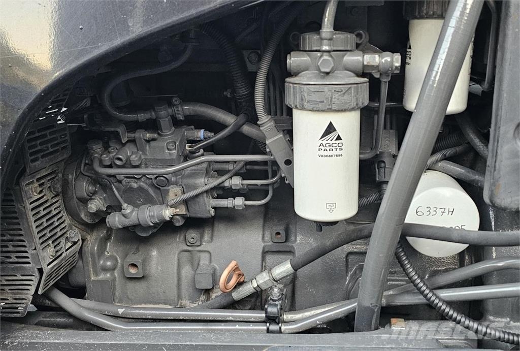 Valtra N82, kuormain, hakkuri, metsäperävaunu 拖拉机/农用车