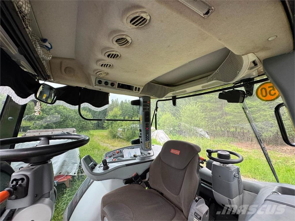 Valtra S 374 트랙터
