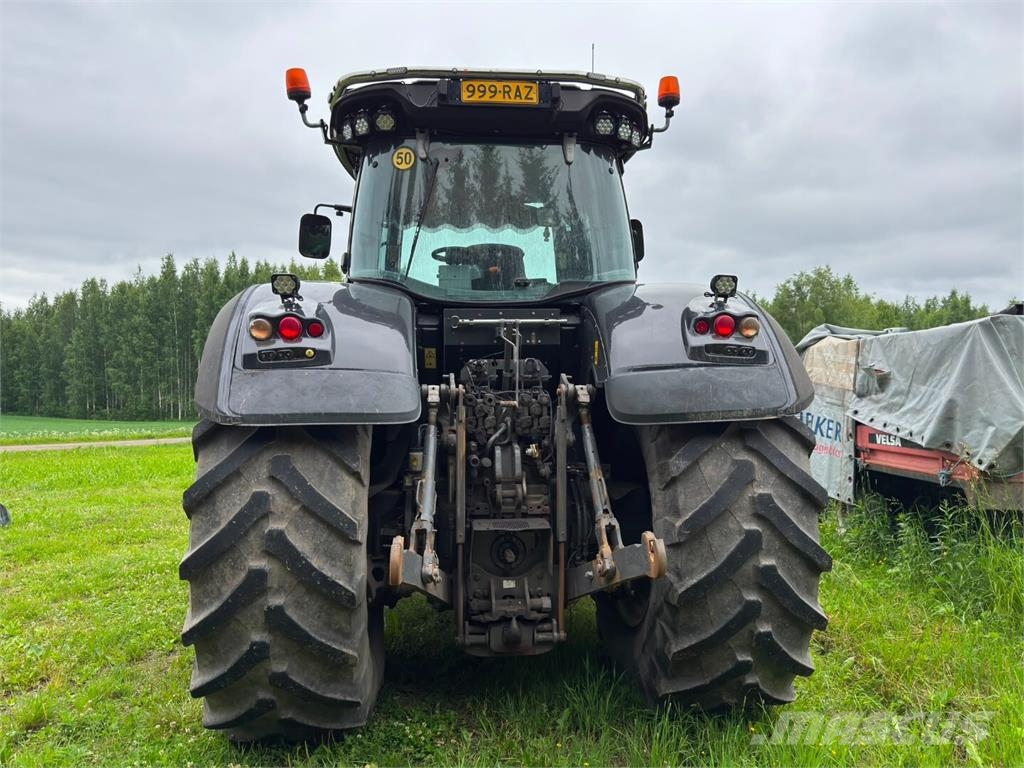 Valtra S 374 MYYTY!! Tractores