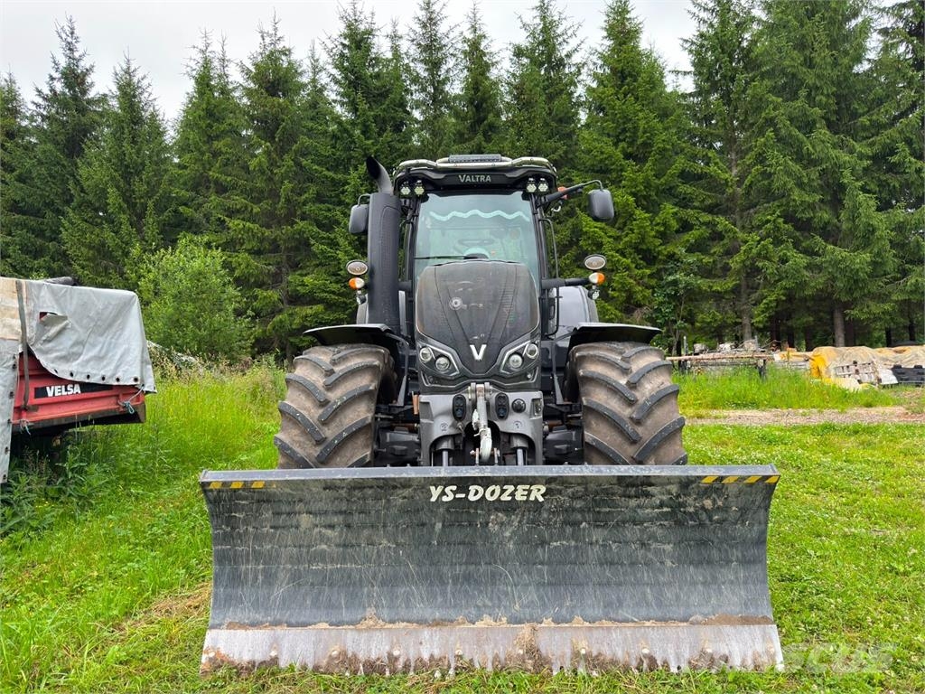 Valtra S 374 MYYTY!! Tractores