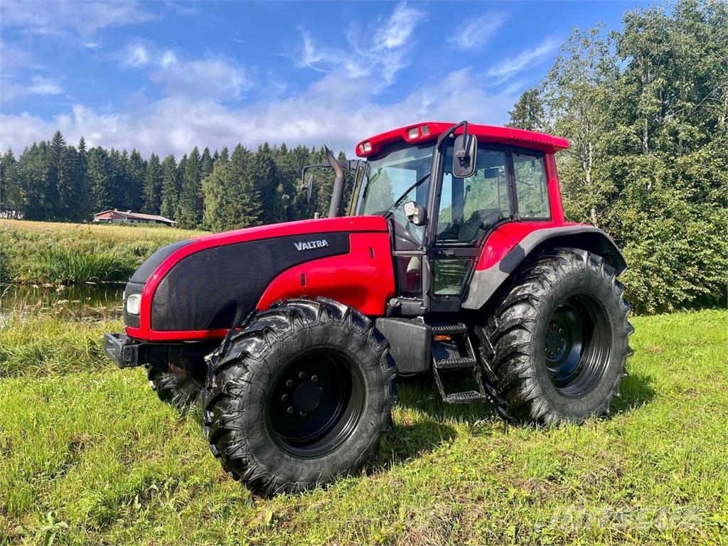 Valtra T120 Hitech Τρακτέρ