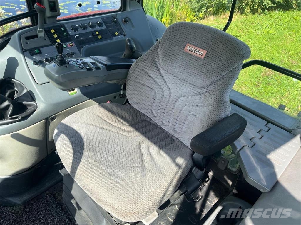 Valtra T120 Hitech Τρακτέρ