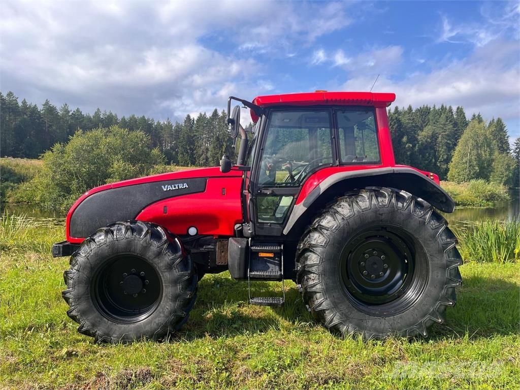 Valtra T120 Hitech Τρακτέρ