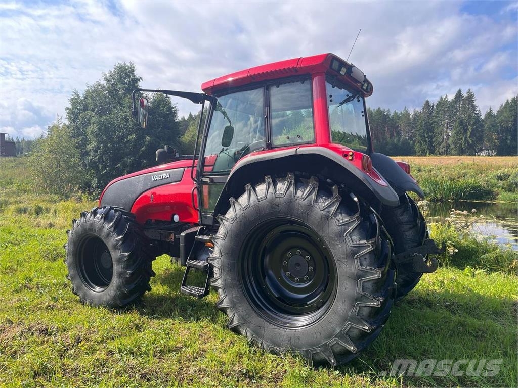 Valtra T120 Hitech Τρακτέρ