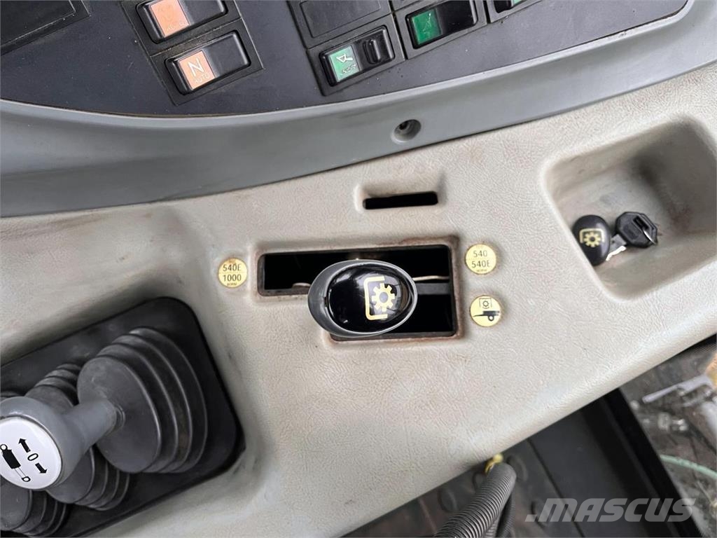 Valtra T151E Hitech Traktoriai