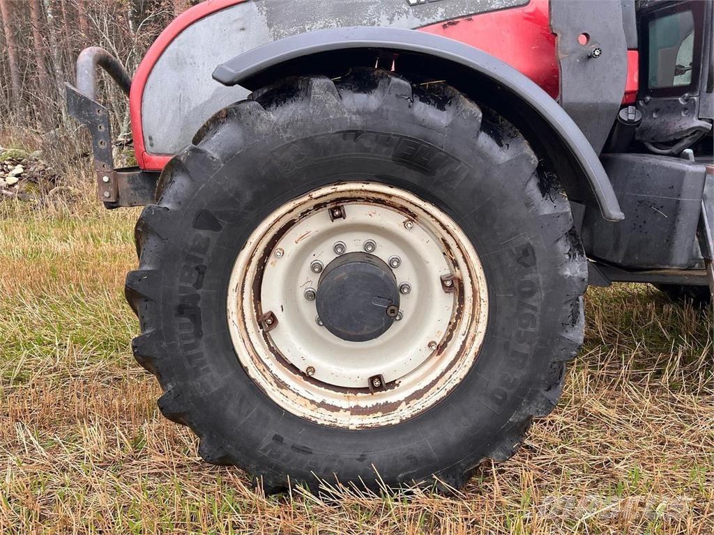 Valtra T151E Hitech Traktoriai